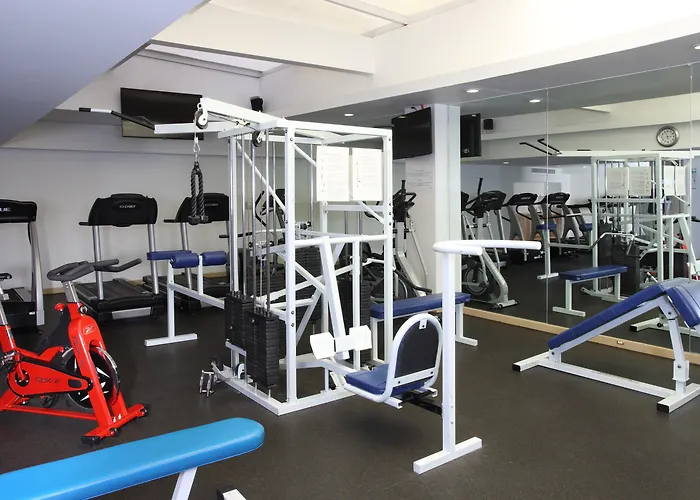 - Trade Center By Ihg Hotel 4*
