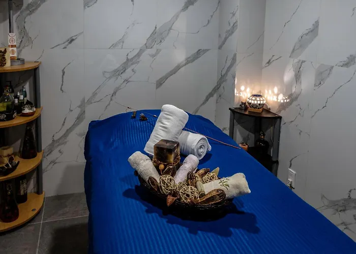 - Trade Center By Ihg Hotel 4*