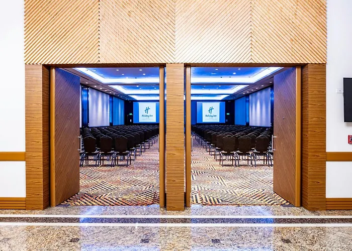 - Trade Center By Ihg Hotel Mexico