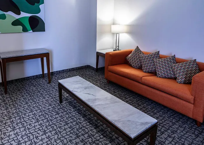 - Trade Center By Ihg 4*