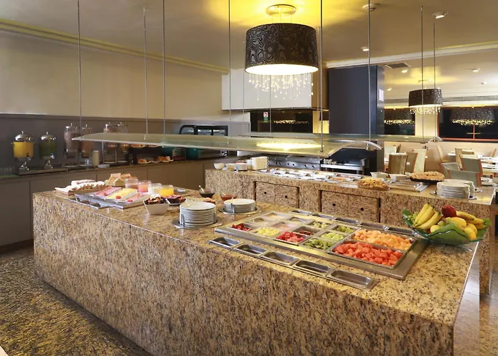 - Trade Center By Ihg Hotel
