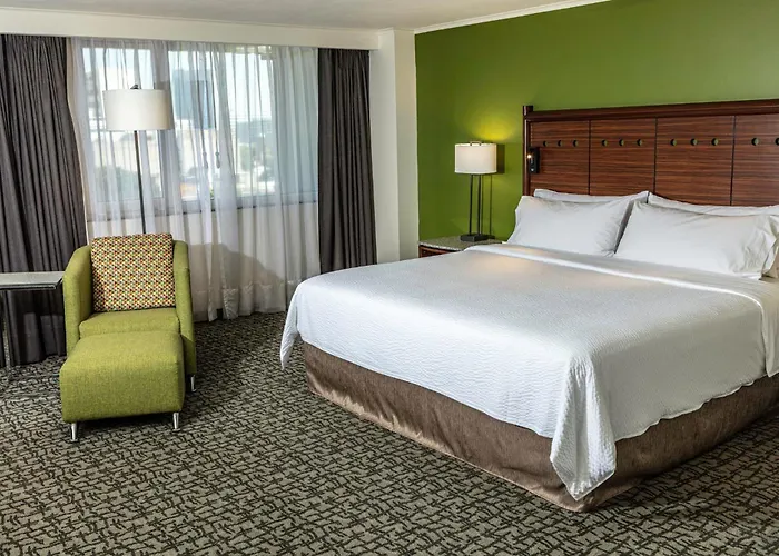 - Trade Center By Ihg Hotel Mexico